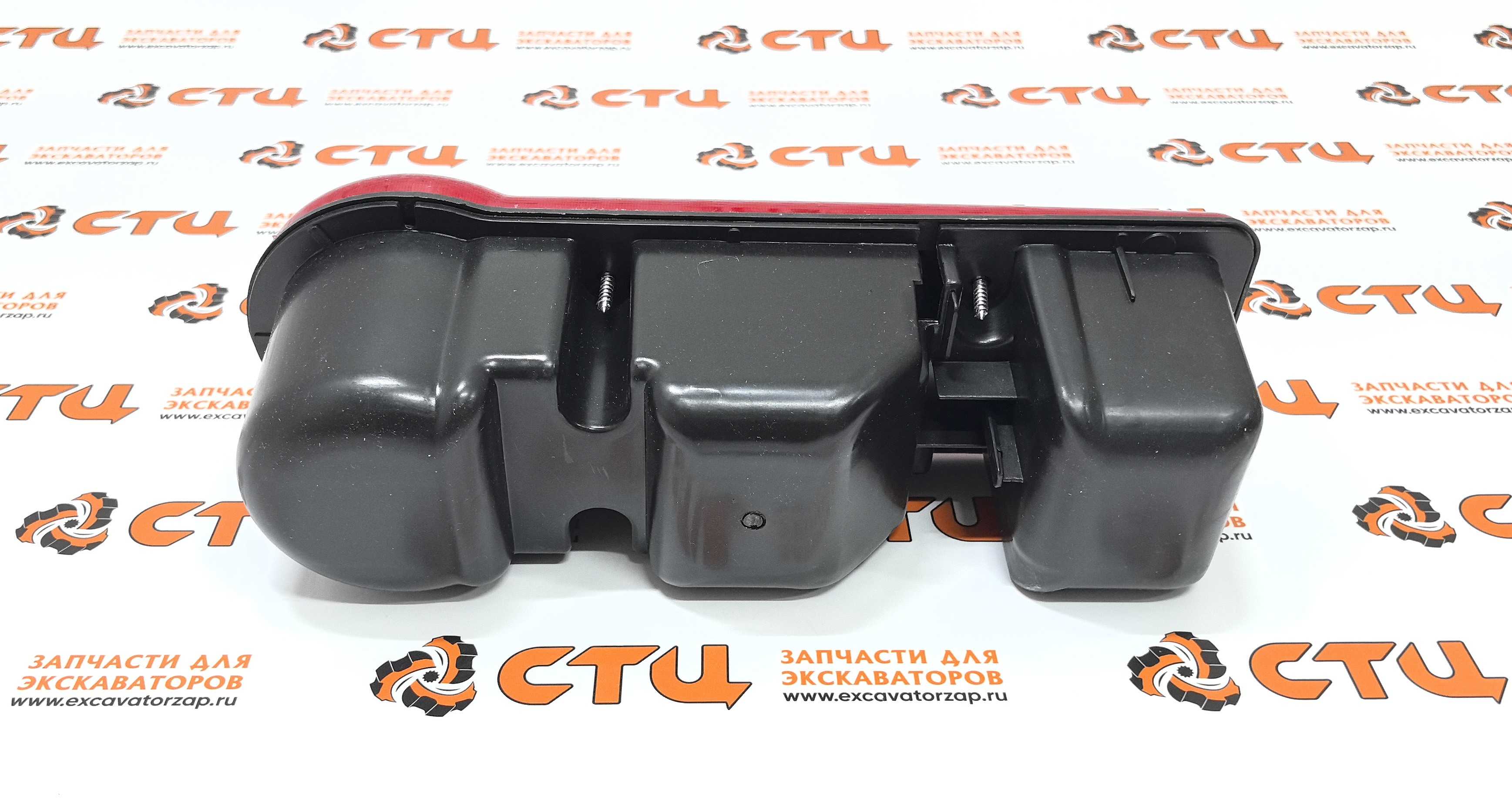 Фонарь задний левый 21EA-30450 экскаватора Hyundai R140W-7, R170W-7 ...