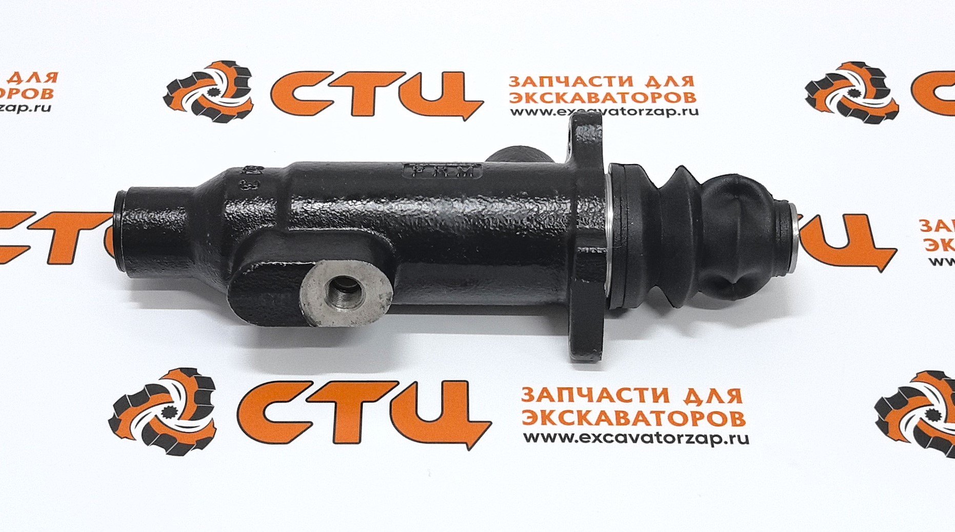 Цилиндр тормозной главный 6196008M91 экскаватора погрузчика TEREX 840, 990